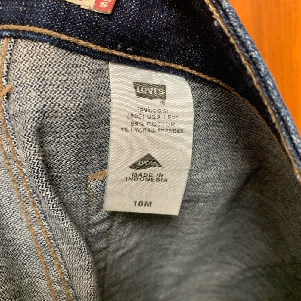 Levi’s Jeans - Picture 2 of 6